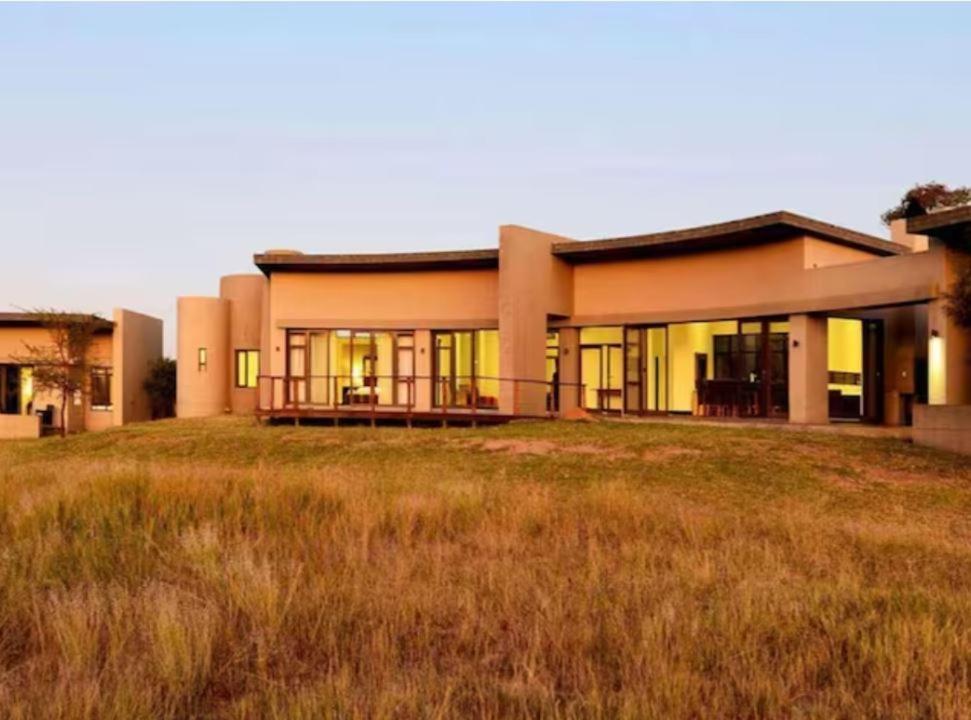 Legend Simba Safari - Legend Golf Safari Resort 3*
