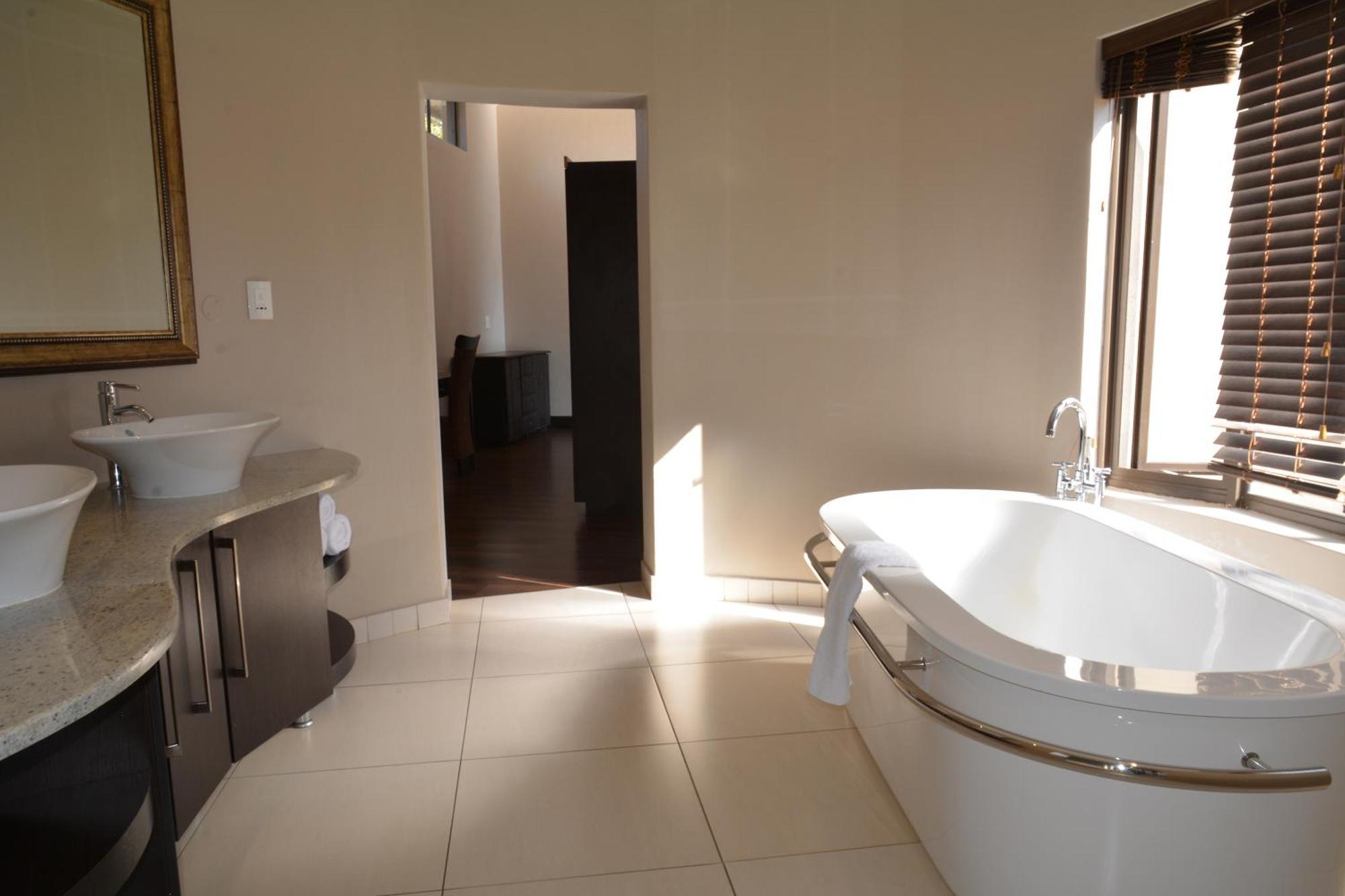Legend Simba Safari - Legend Golf Safari Resort 3*